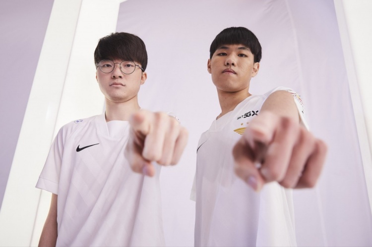 观众席爆发 观众席爆发